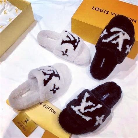 louis vuitton house slippers|louis vuitton fluffy slippers.